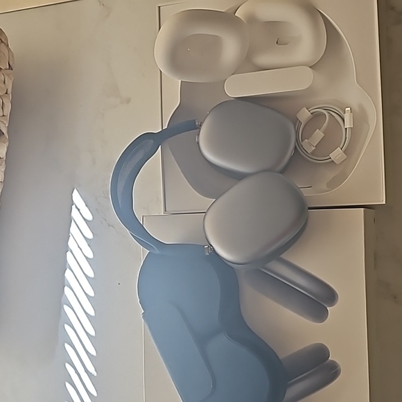 Apple Airpods Max - Picture 5 of 5